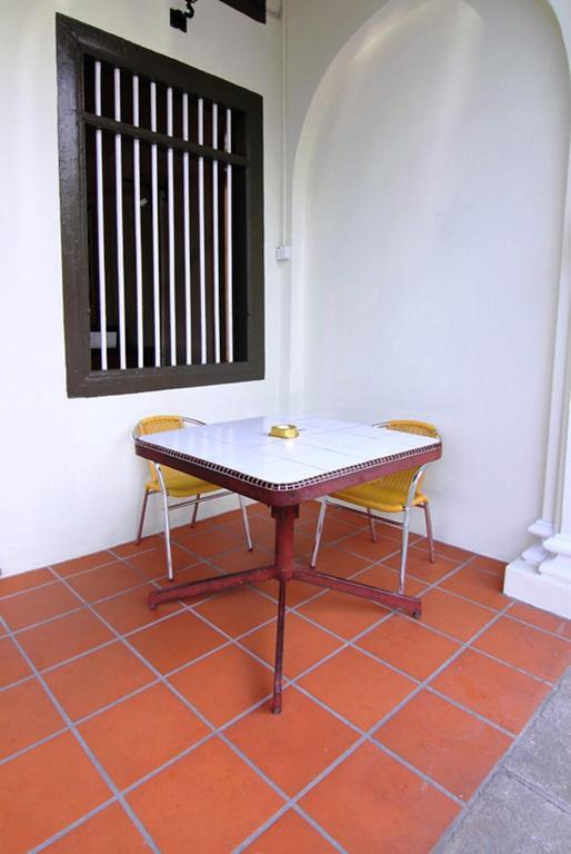 Red Inn Heritage Guest House George Town Exterior photo